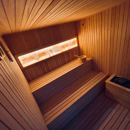Mozaik Apartments & Spa - Modern 4-Star Apartments With Exclusive Private Spa Wellness In The City Center - Sauna, Jacuzzi, Turkish Bath - Free Parking, Wi-Fi - Rooms & Apartments Cuprija Bagian luar foto