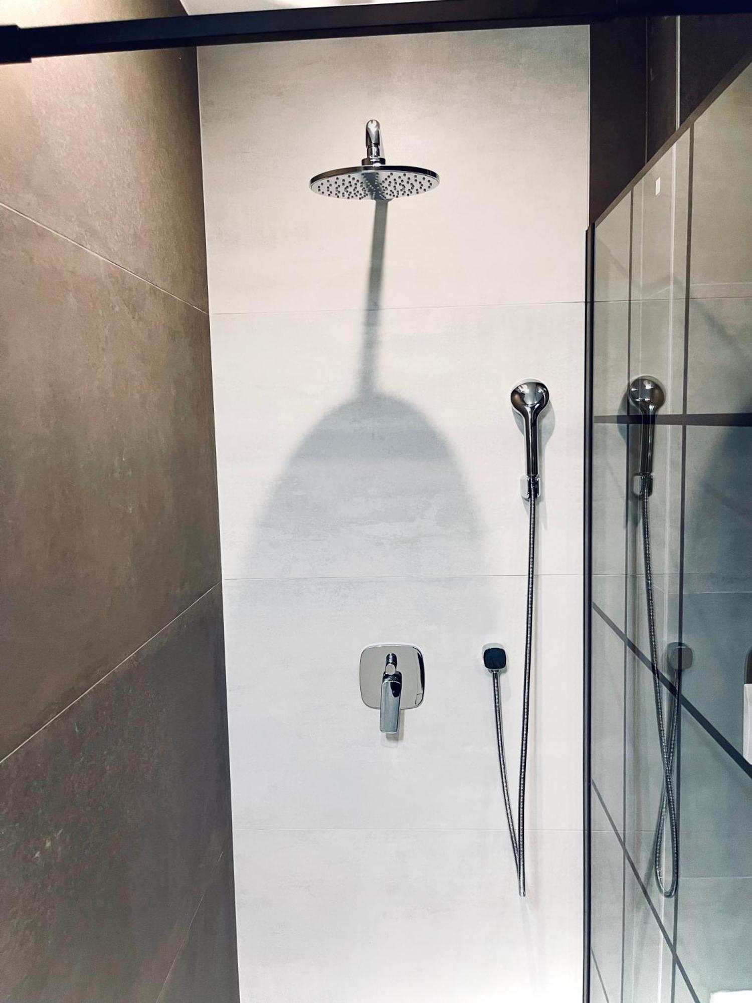 Mozaik Apartments & Spa - Modern 4-Star Apartments With Exclusive Private Spa Wellness In The City Center - Sauna, Jacuzzi, Turkish Bath - Free Parking, Wi-Fi - Rooms & Apartments Cuprija Bagian luar foto