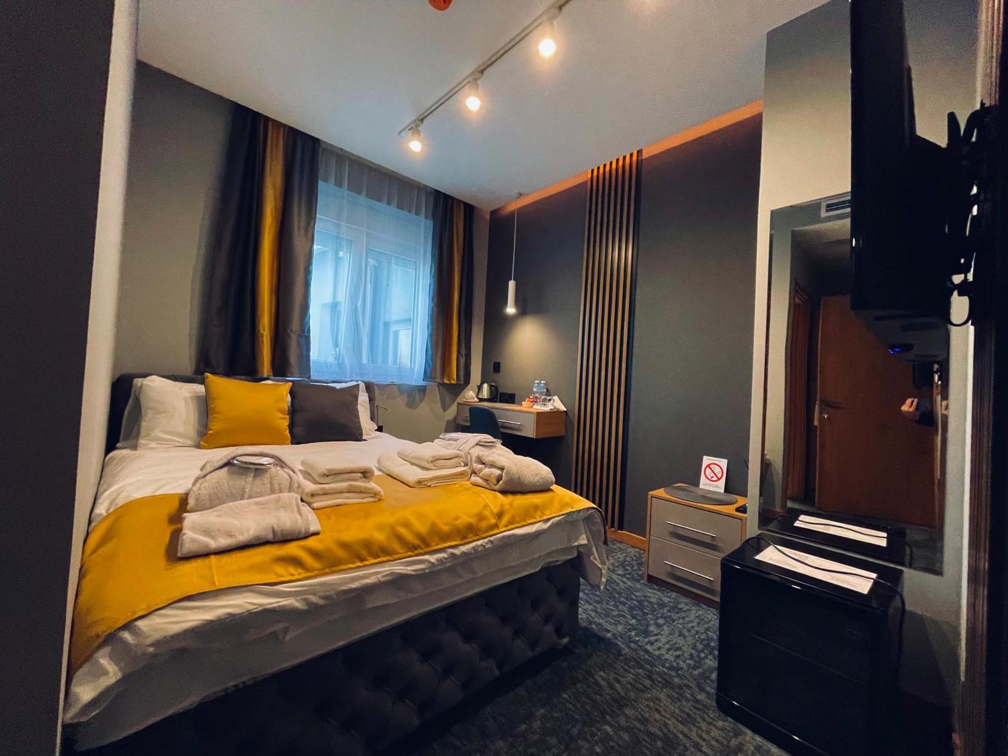 Mozaik Apartments & Spa - Modern 4-Star Apartments With Exclusive Private Spa Wellness In The City Center - Sauna, Jacuzzi, Turkish Bath - Free Parking, Wi-Fi - Rooms & Apartments Cuprija Bagian luar foto