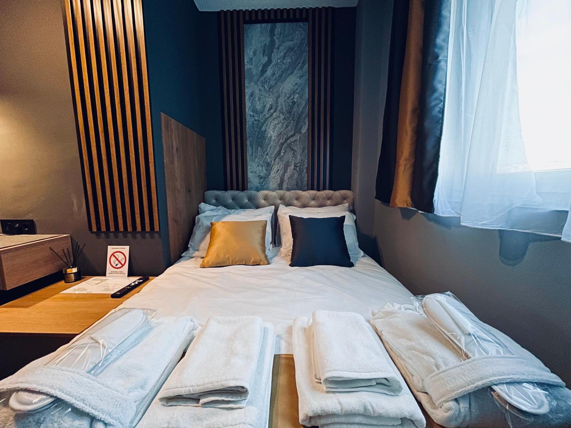 Mozaik Apartments & Spa - Modern 4-Star Apartments With Exclusive Private Spa Wellness In The City Center - Sauna, Jacuzzi, Turkish Bath - Free Parking, Wi-Fi - Rooms & Apartments Cuprija Bagian luar foto