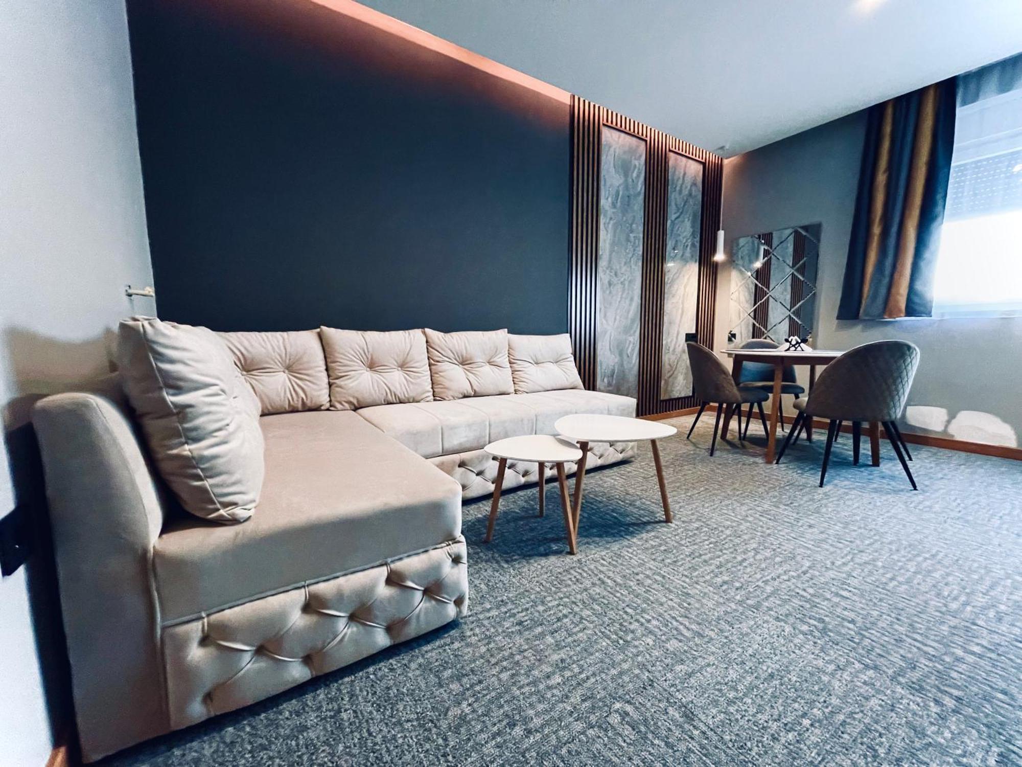 Mozaik Apartments & Spa - Modern 4-Star Apartments With Exclusive Private Spa Wellness In The City Center - Sauna, Jacuzzi, Turkish Bath - Free Parking, Wi-Fi - Rooms & Apartments Cuprija Bagian luar foto